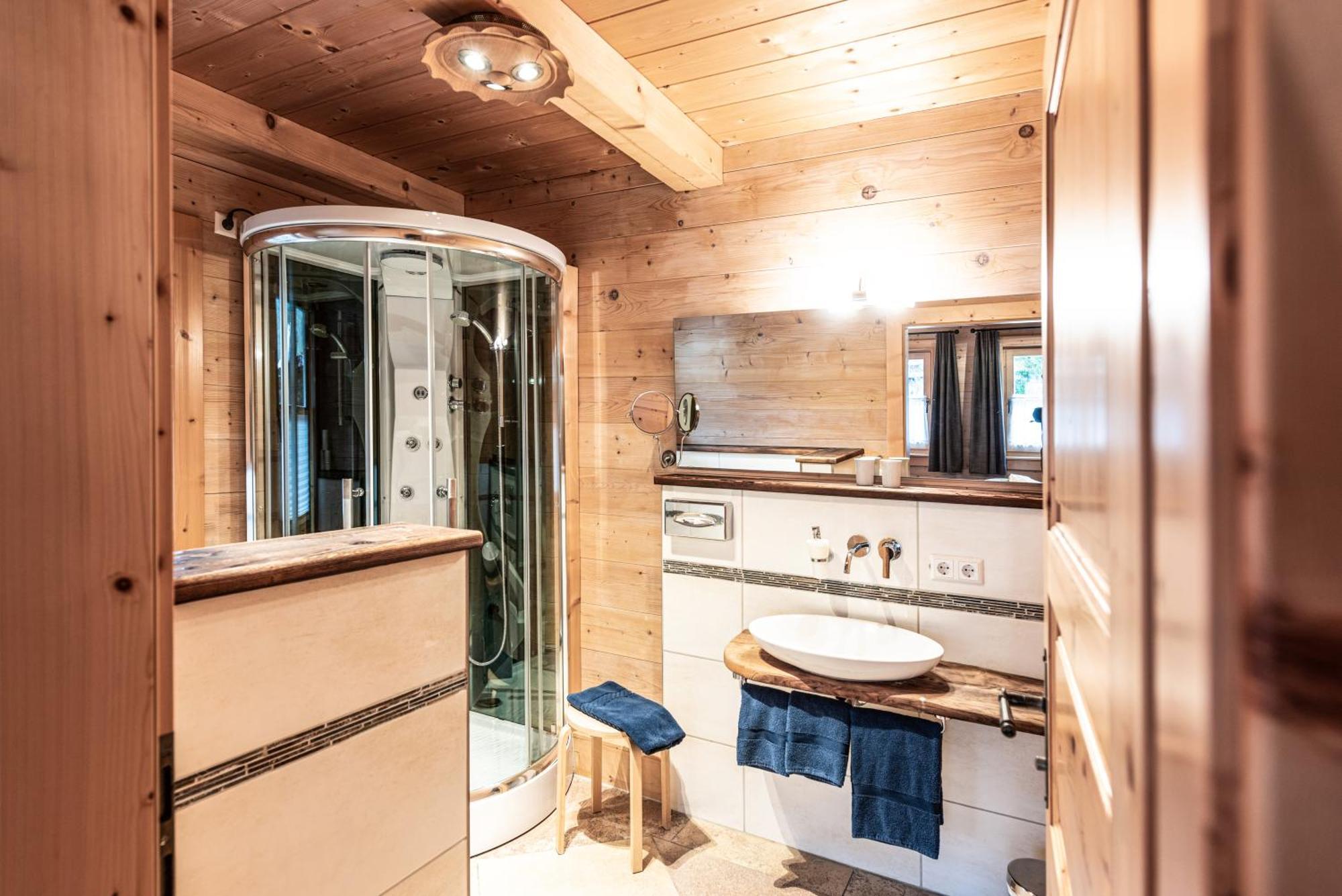 Chalets & Apartments Beim Waicher Ruhpolding Quarto foto